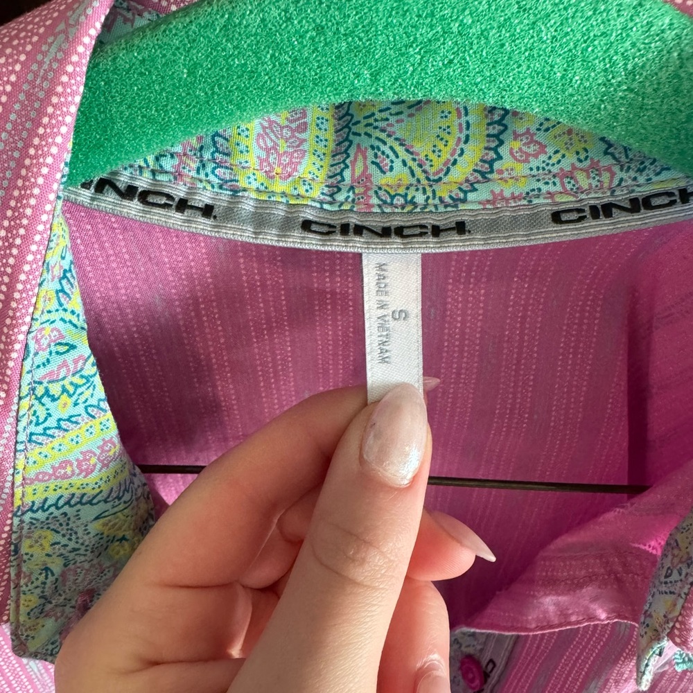 Women’s Cinch Button Down - image 2